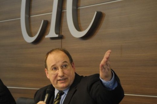 Diretor da QualiData anunciou conquista e apresentou as marcas mais lembradas e preferidas da região . Foto Julio Soares.