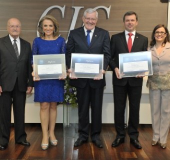 Lideranças são empossadas para mais um mandato à frente da entidade - Foto: Julio Soares/Objetiva