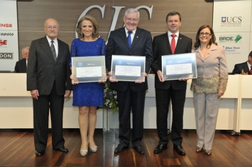 Lideranças são empossadas para mais um mandato à frente da entidade - Foto: Julio Soares/Objetiva