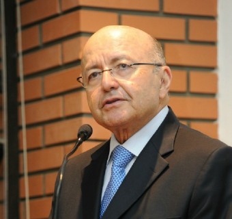 Em palestra na CIC, ex-ministro da Fazenda defendeu que para ser uma potência mundial, o País precisa fazer o dever de casa. Foto Julio Soares.