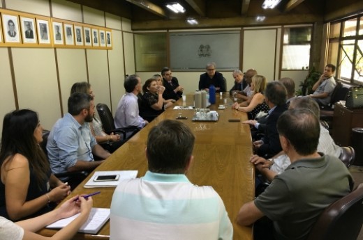 Lideranças da entidade também estiveram em visita ao Legislativo - Foto: Marta Guerra Sfreddo/CIC