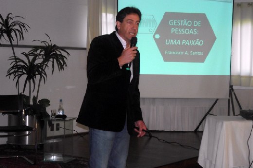 Francisco dos Santos afirmou na CIC que o foco no lucro pode ser positivo para empregados e empregadores. Foto divulgação CIC.