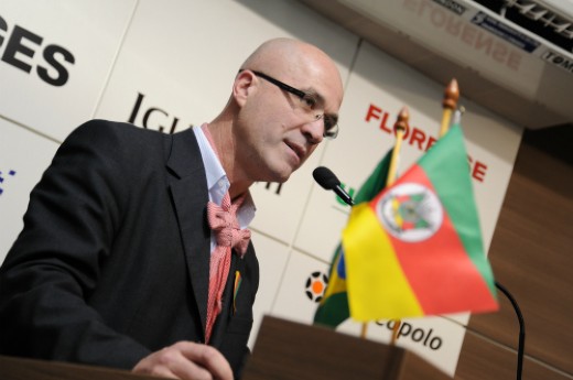 Historiador do Instituto de História e Tradições do RS defendeu cultivo às tradições gaúchas na CIC. Foto Júlio Sores.
