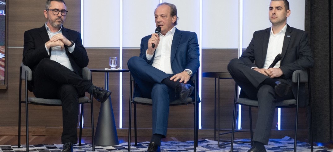 Antônio da Luz, da Farsul, Joarez Piccinini, da CIC Caxias, e Giovani Baggio, da Fiergs - Foto: Júlio Soares/Objetiva