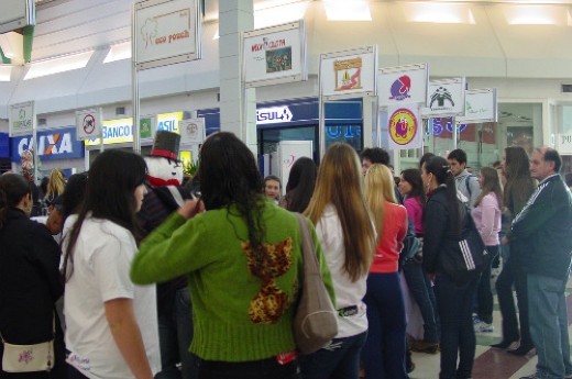 As 11 escolas participantes vão expor seus produtos no Shopping Iguatemi Caxias. Foto banco de imagens CIC.