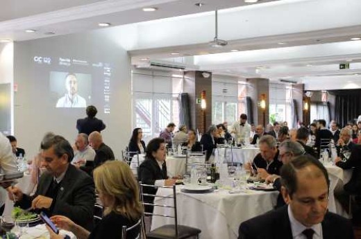 William Castro Alves palestrou na reunião-almoço da CIC Caxias que comemorou os 30 anos da Mercopar - Foto: Bianca Gonçalves/CIC Caxias