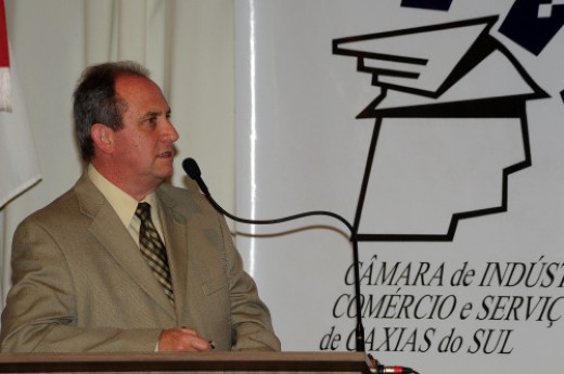Diretor da Uniair explicou que a empresa também oferece voos executivos