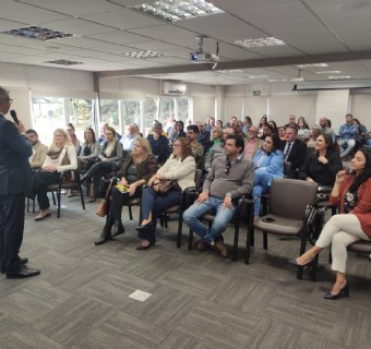 Presidente da CIC Caxias, Celestino Oscar Loro, abriu encontro na sede da entidade - Foto: Luciano More/CIC Caxias