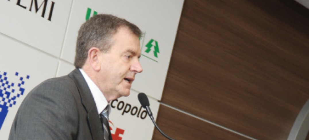 Diretor da Randon apresenta modelo de gestão da empresa, que ambiciona prêmio máximo no PQRS 2011. Foto Marina Granzotto.