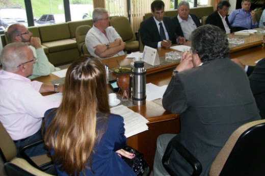 Em reunião na CIC, lideranças contestaram aplicação do FAP que vai onerar folha de pagamento das empresas