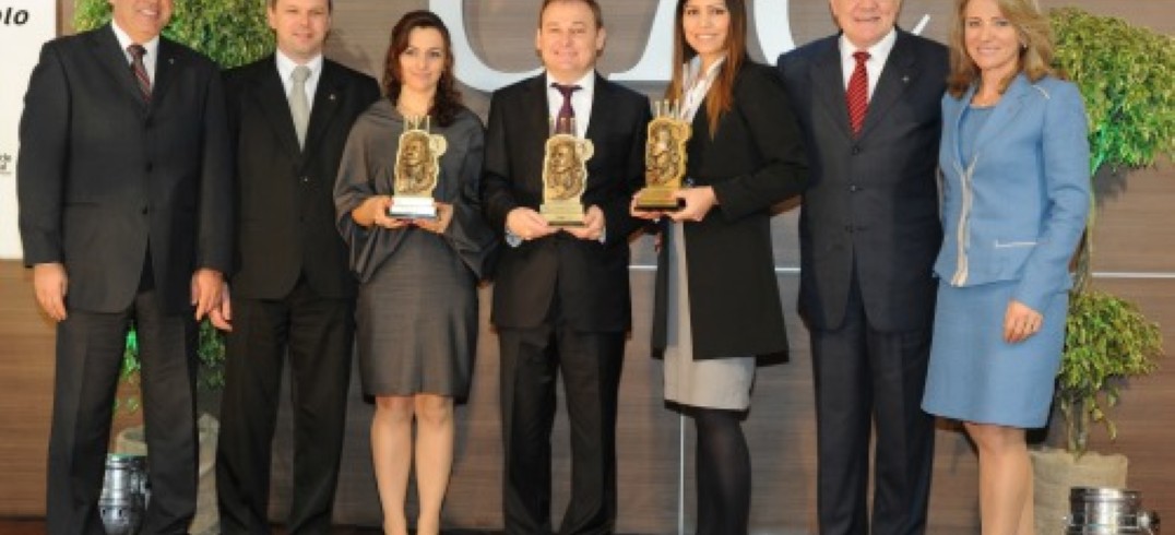 Agraciados com o 5º Troféu Ítalo Victor Bersani: Fabiana Tadiello, Eiffel Citröen, Osvaldo Voges, Voges; e Carla Tomaz, San Pelegrino Shopping Mall.