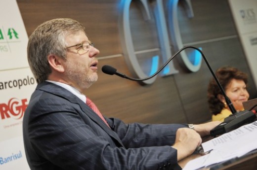 Presidente da Câmara dos Deputados palestrou na CIC, nesta sexta-feira (12) - Foto: Marina Granzotto